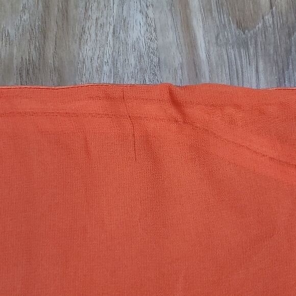 💚Bebe Orange Sheer Zippered Batwing Blouse Small - Picture 9 of 10